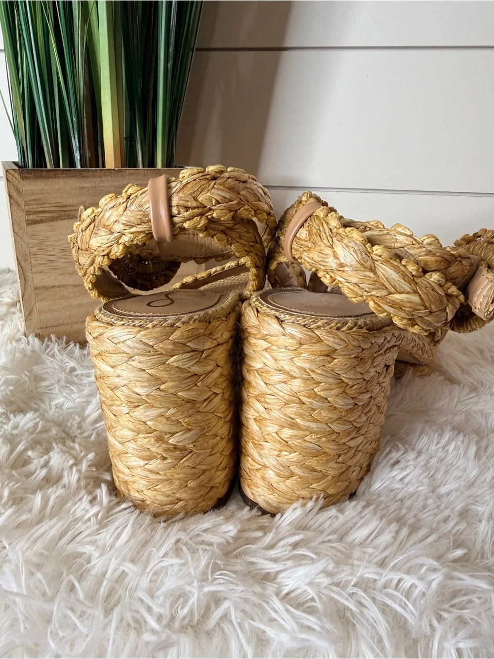 Sam Edelman size woven